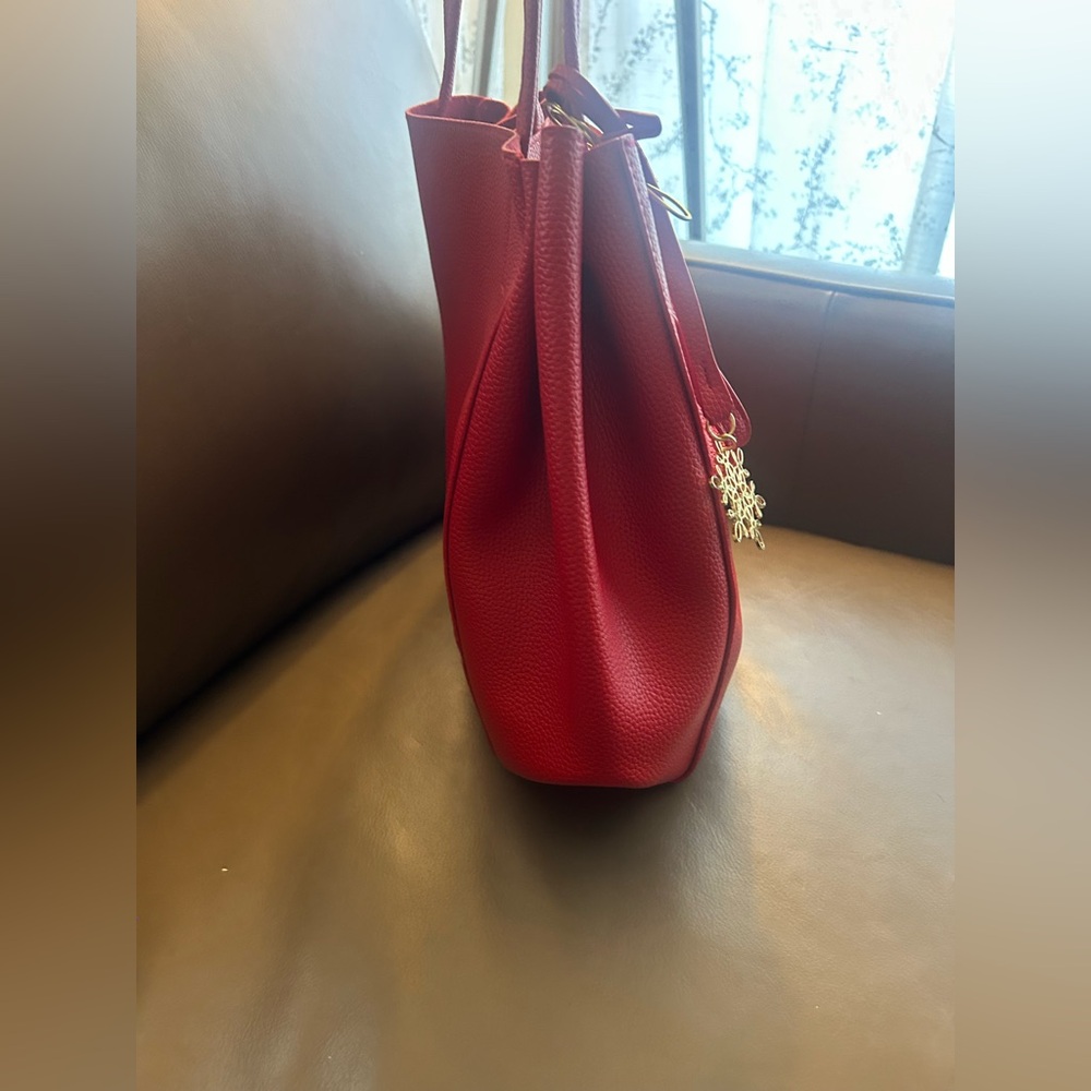Elizabeth Arden Vibrant Red ❤️♥️Bucket and Tote Bag - Picture 6 of 17